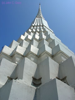 Chedi -- Wat Inthraram, Thonburi
